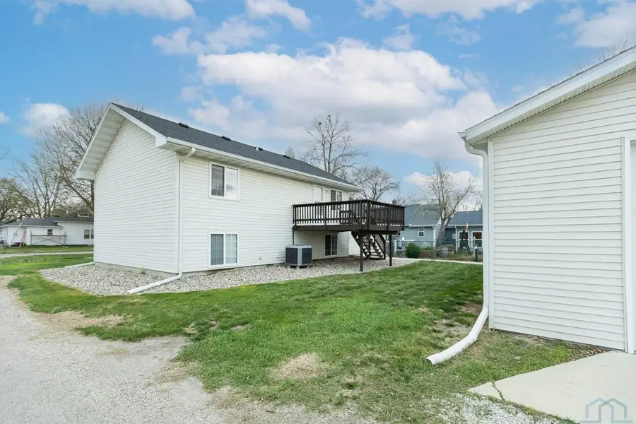 915 4th Street, Onawa, IA 51040 - #3