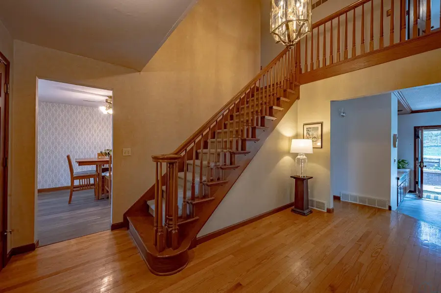 4513 CHEYENNE BLVD, Sioux City, IA 51104 - #3