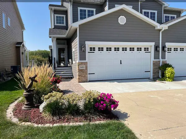 349 B Lakeshore Dr., McCook Lake, SD 57049