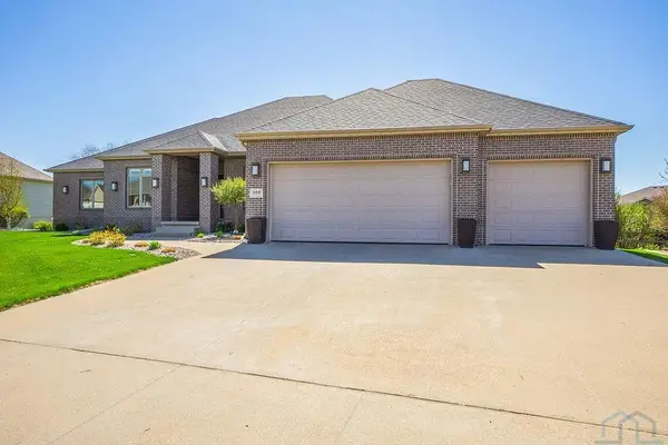 6816 Cypress Point, Sioux City, IA 51106