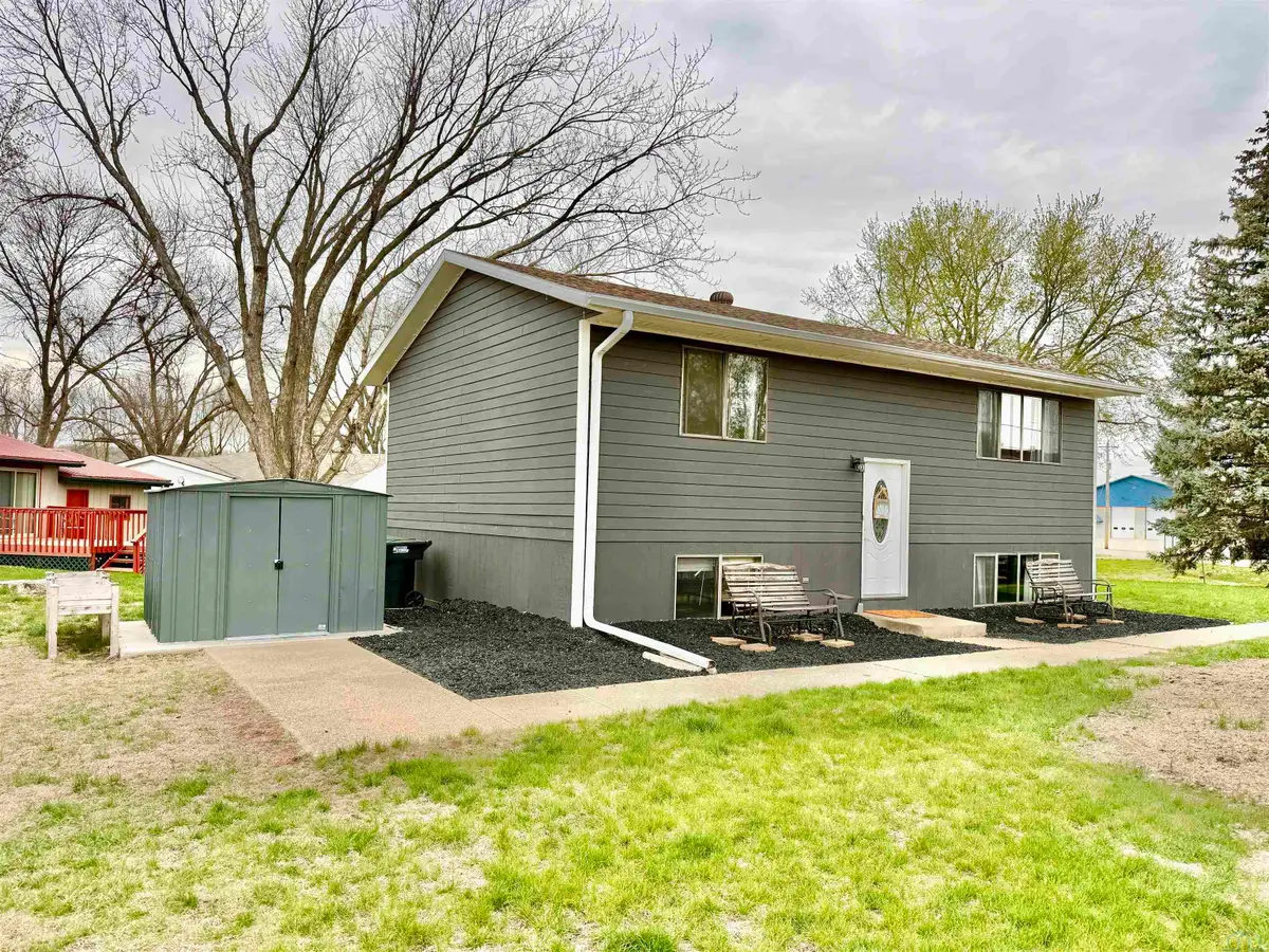 815 DRIFTWOOD ST, Correctionville, IA 51016 - #1