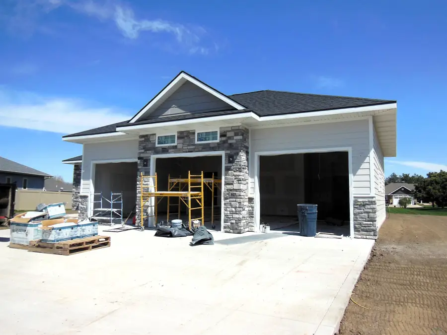 172 Cardinal Court, South Sioux City, NE 68776 - #3