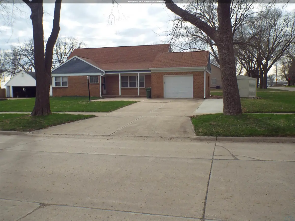 703 5th Avenue, Sibley, IA 51249 - #1