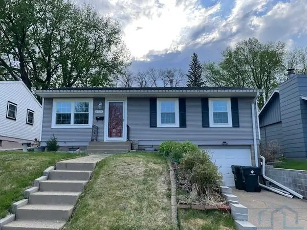 2732 S Cedar, Sioux City, IA 51106