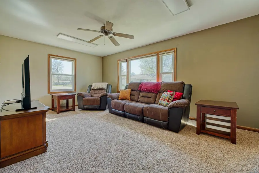 435 N LYNN DR, America, IA 51031 - #3