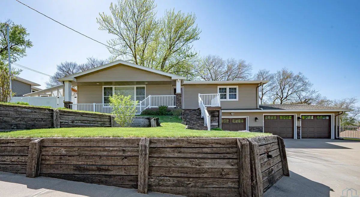 2641 S Helen, Sioux City, IA 51106 - #1