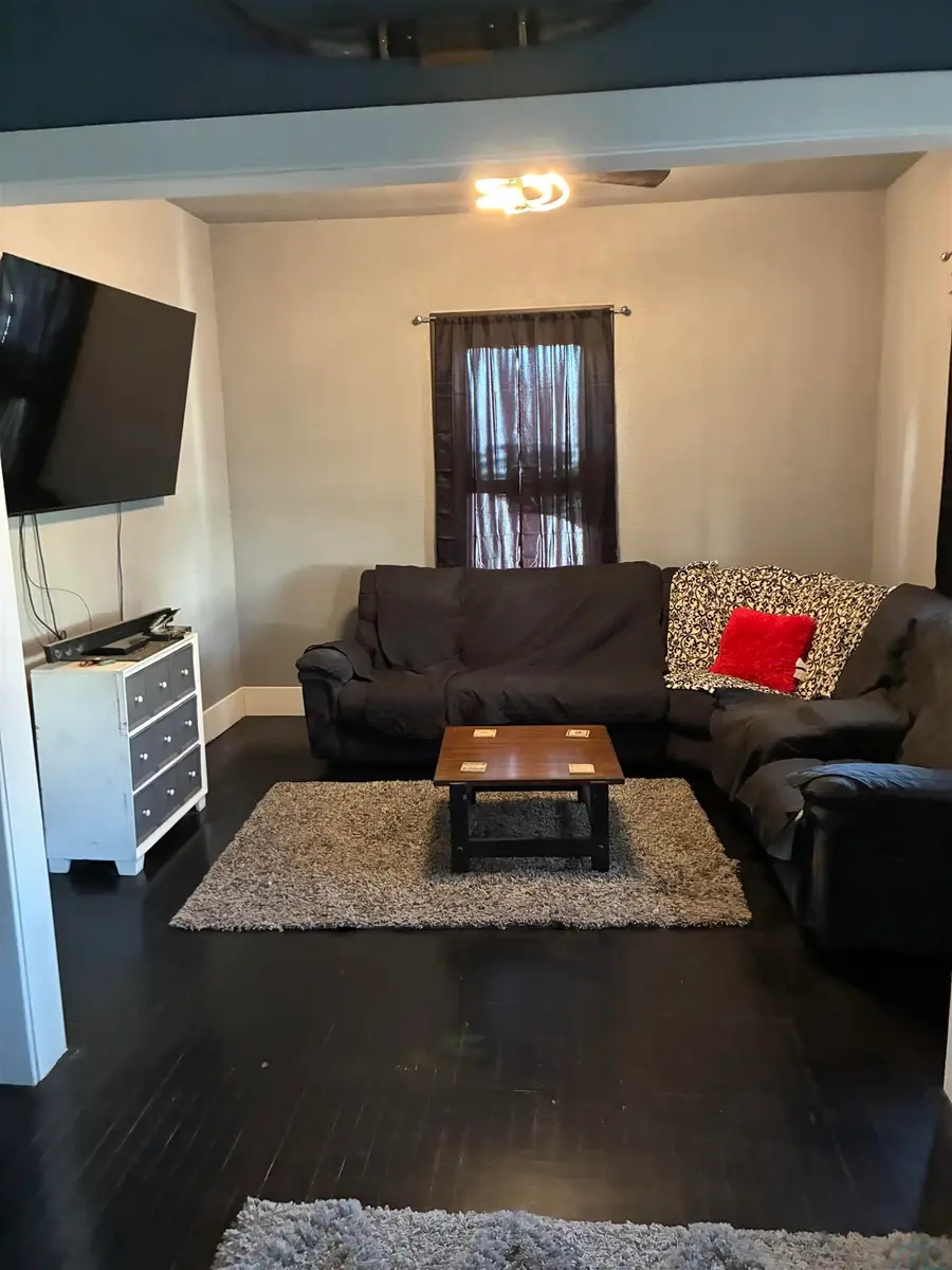 402 WEAVER ST, Linn Grove, IA 51033 - #2