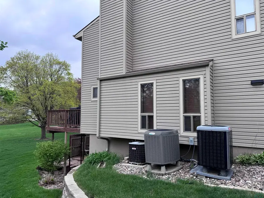 2936 S Cedar St. #1, Sioux City, IA 51106 - #3