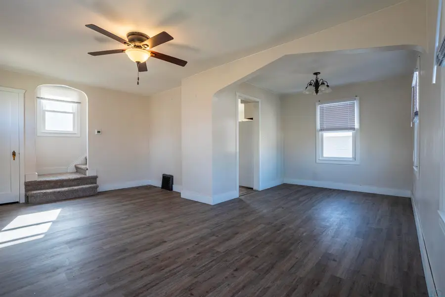 400 Plymouth St SE, Le Mars, IA 51031 - #3