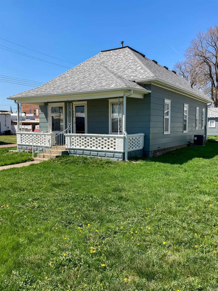 305 Louis St, Newcastle, NE 68757 - #2