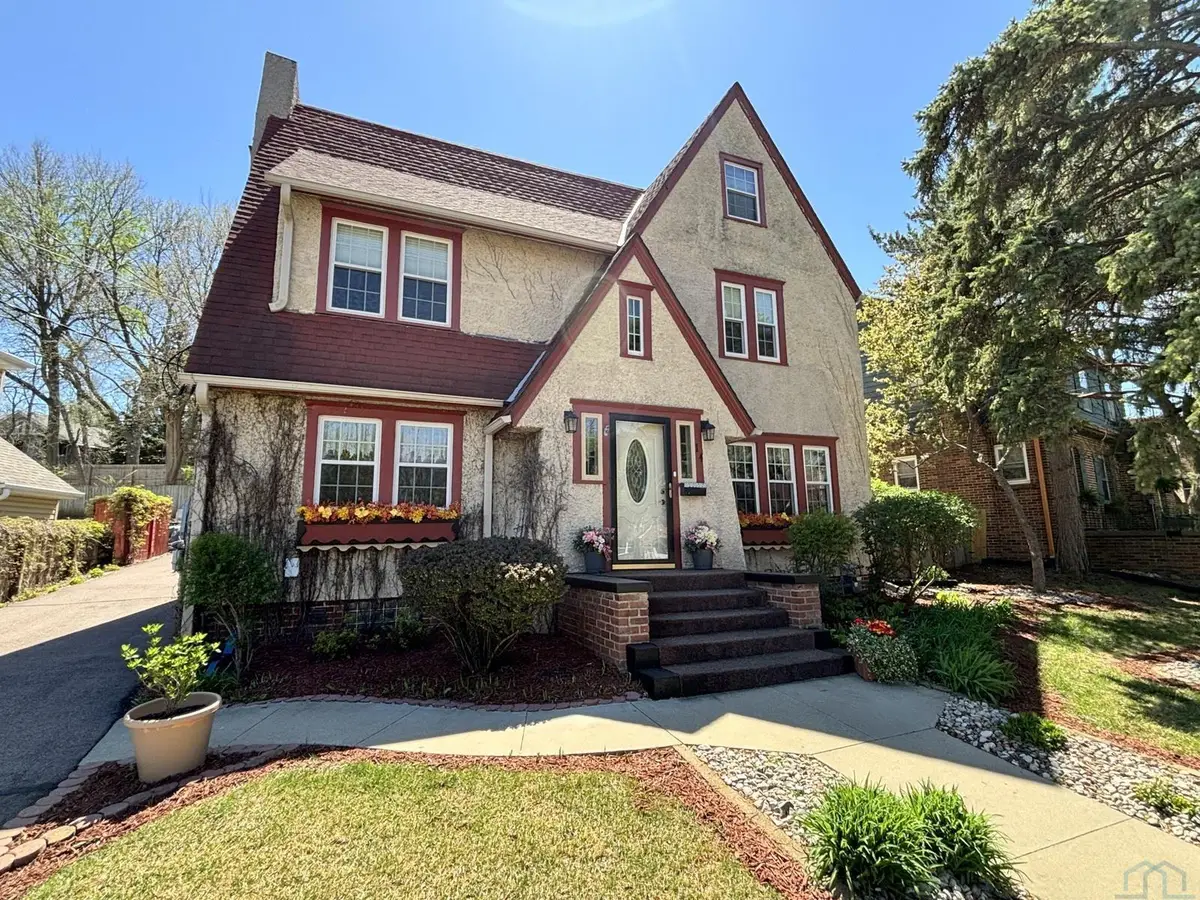 14 Blackstone Ave, Sioux City, IA 51104 - #1