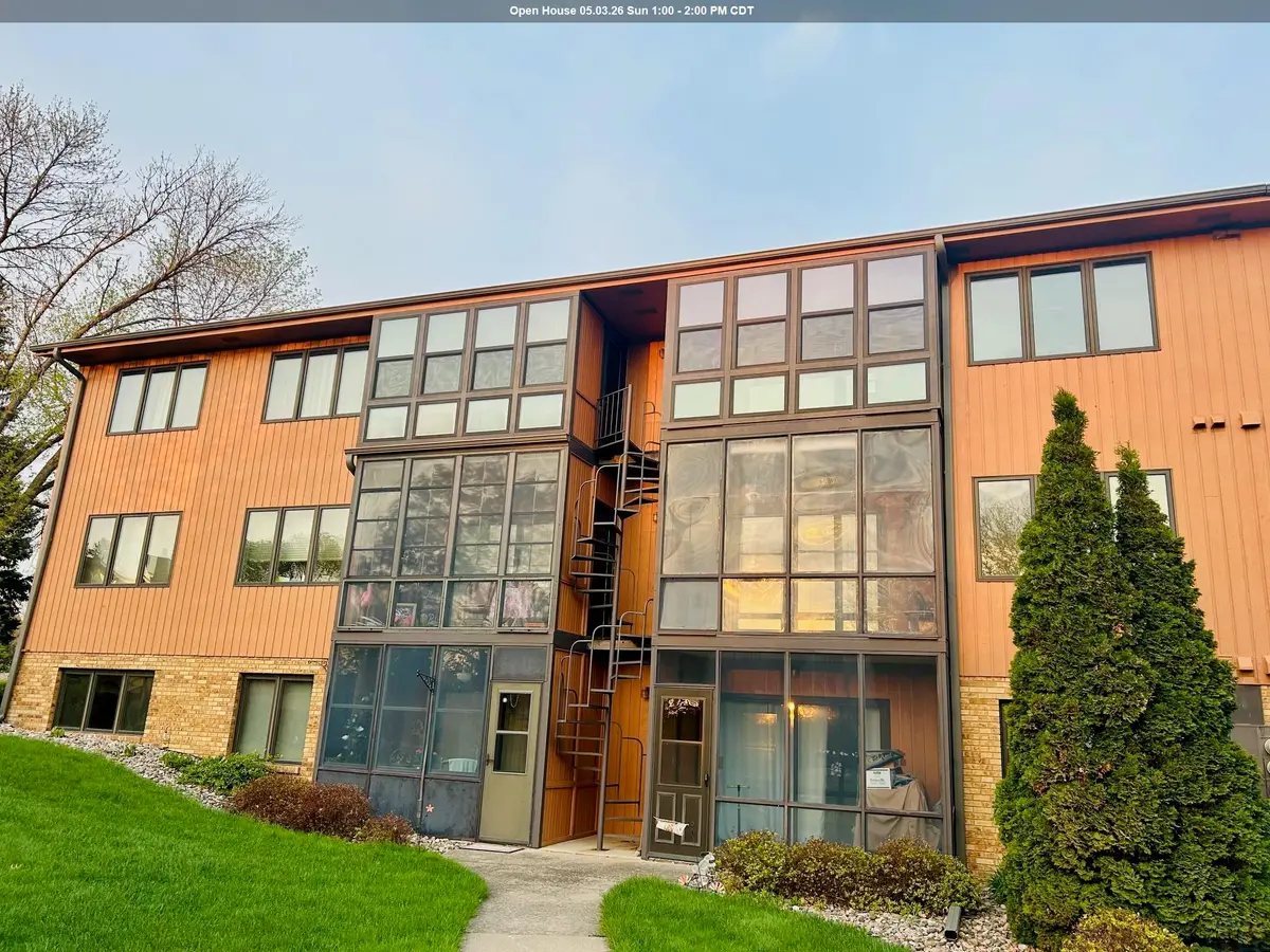 300 E 25th #9, Yankton, SD 57078 - #1