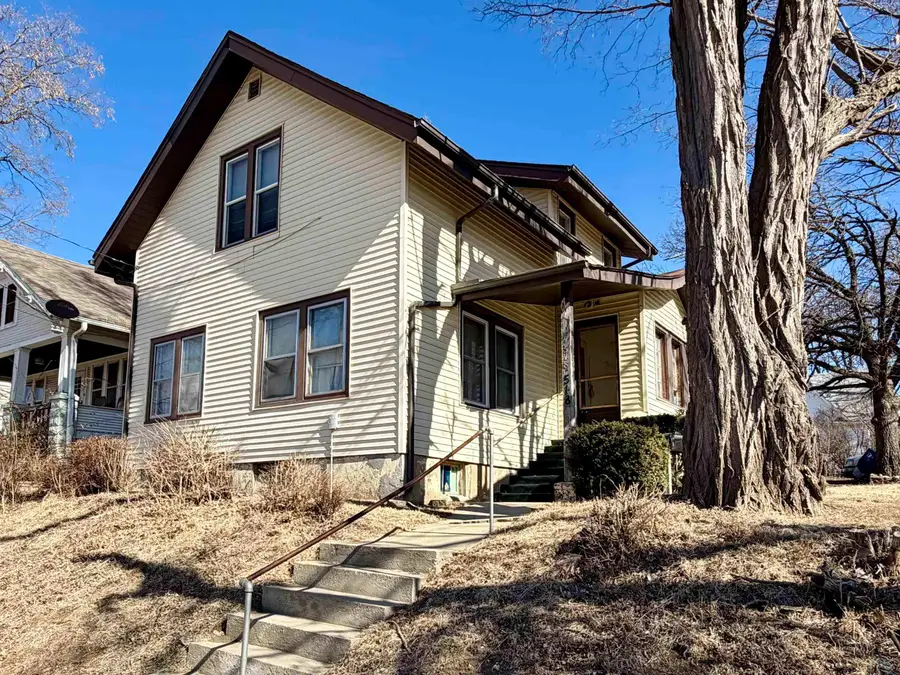 518 S. Helen St., Sioux City, IA 51106 - #2