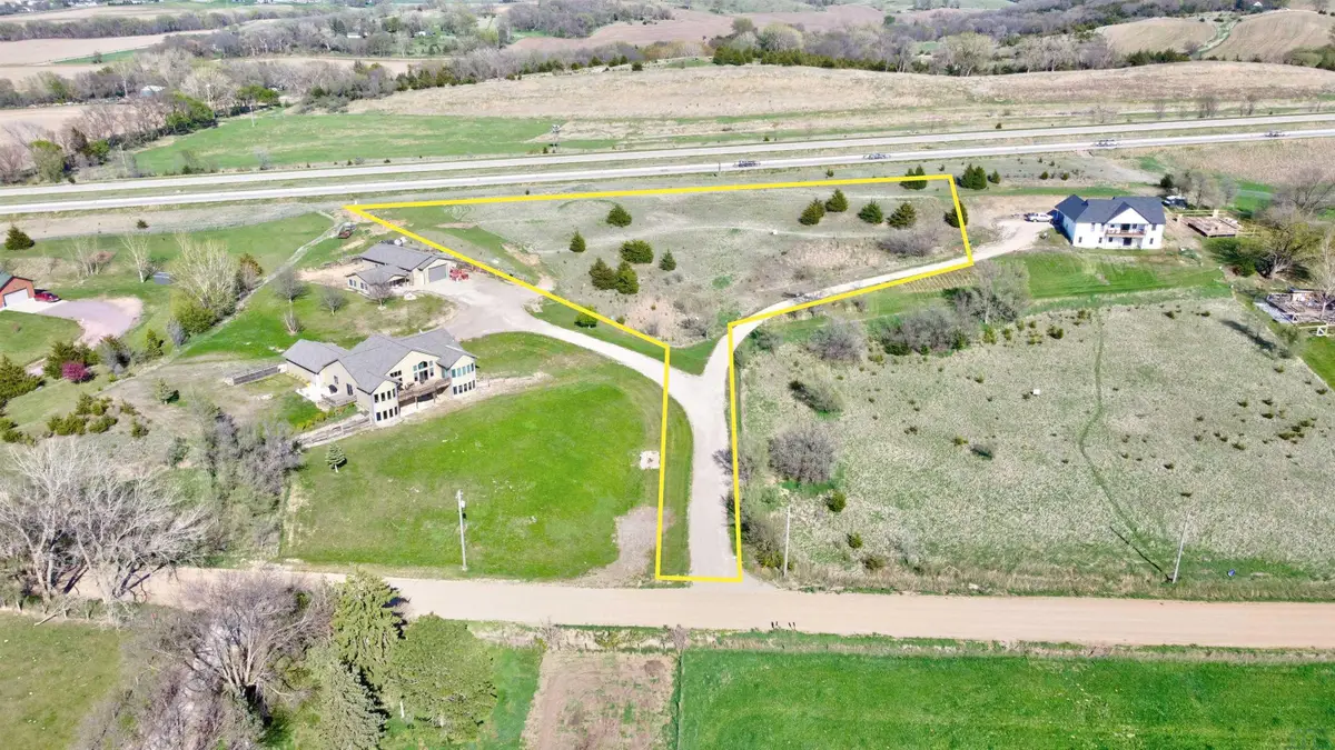 3930 SMITH RIVER RD, Sioux City, IA 51108 - #1