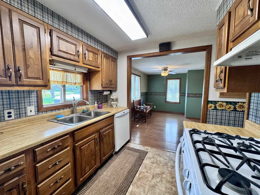 1313 4th Street, Onawa, IA 51040 - #3