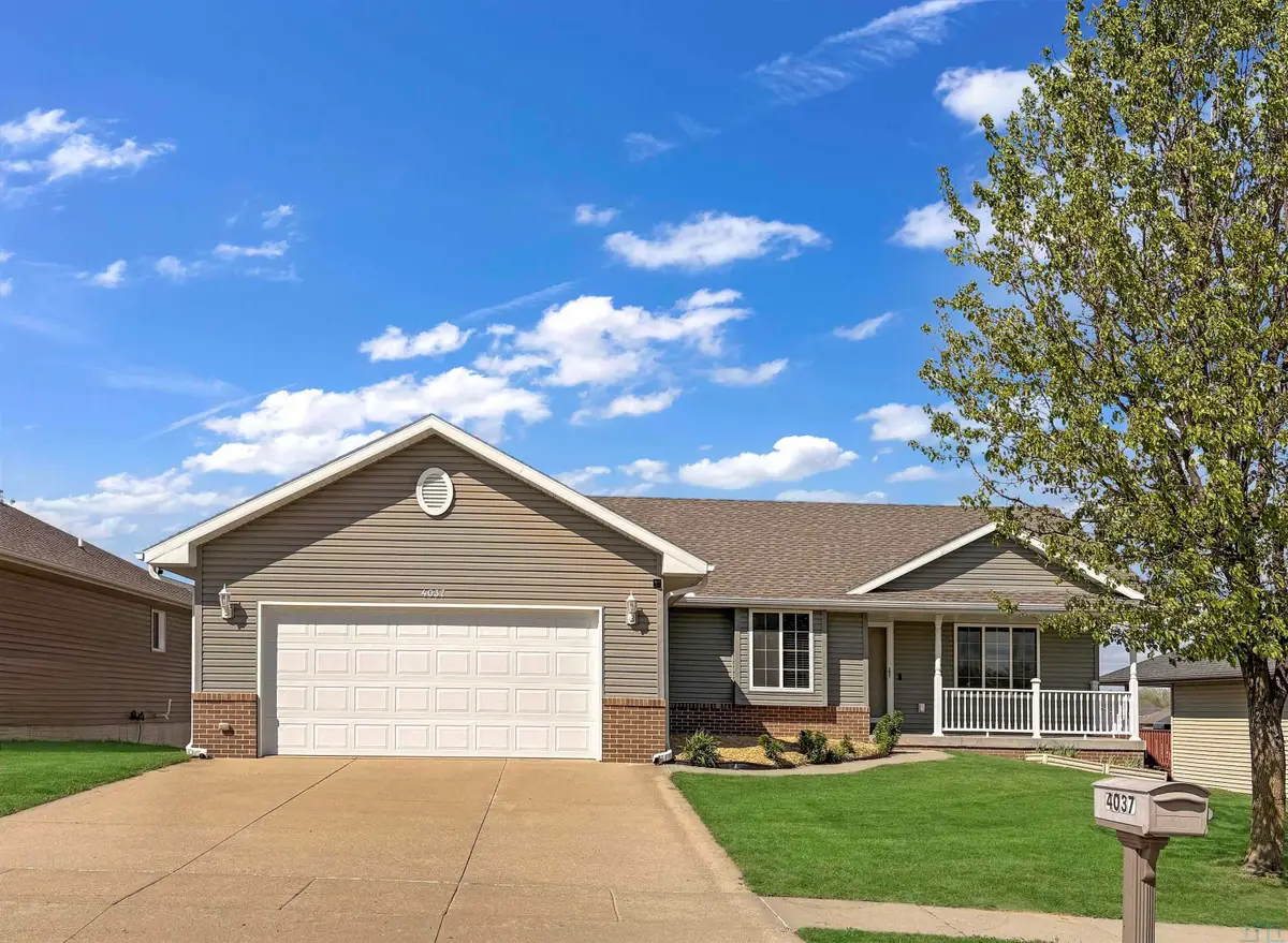 4037 Manchester St., Sioux City, IA 51103 - #1