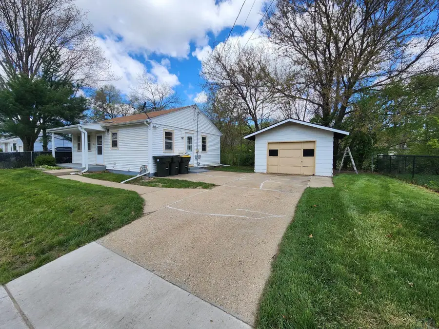 23 Perry Lane, Sioux City, IA 51104 - #2