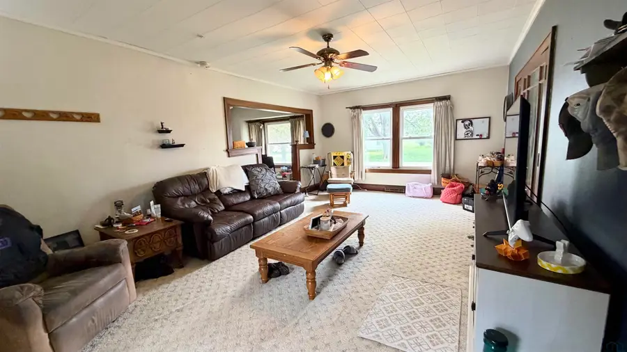 433 S FRANKLIN ST, Newell, IA 50568 - #2