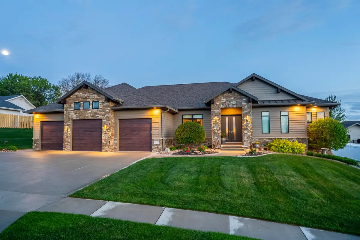 4712 Meadowlark Lane, Sioux City, IA 51106 - #1