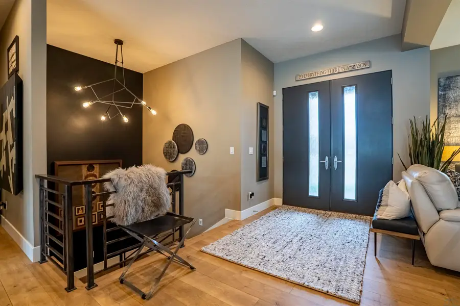 4712 Meadowlark Lane, Sioux City, IA 51106 - #2
