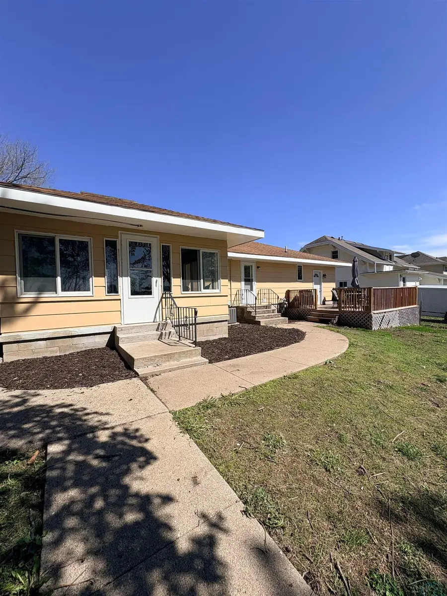 502 N FULTON ST, Newell, IA 50568 - #2