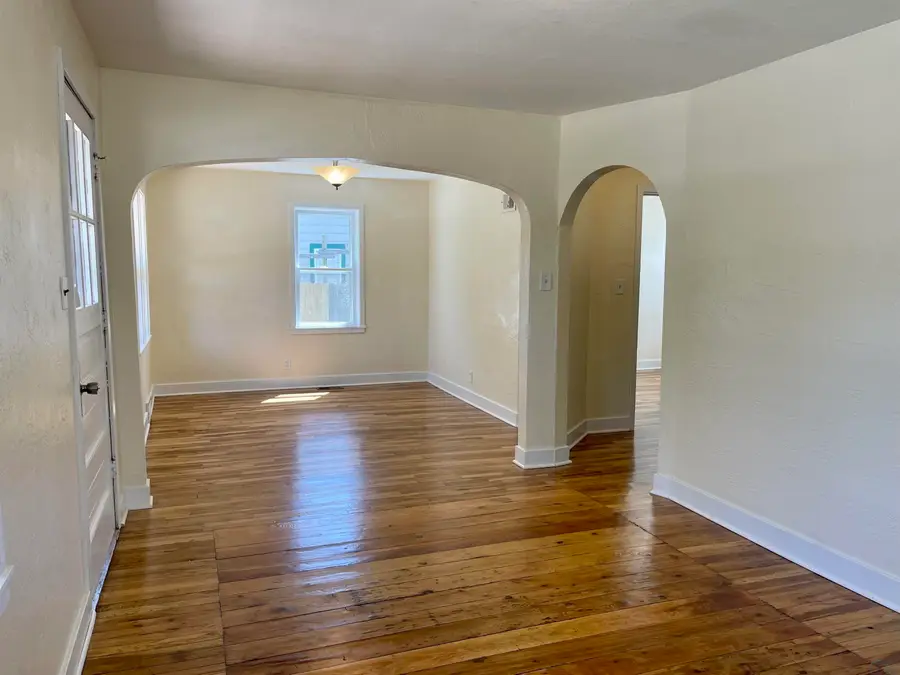 124 Superior, Storm Lake, IA 50588 - #2