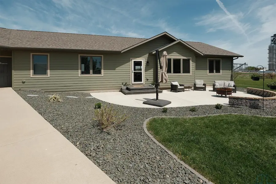937 Maple Street, Granville, IA 51022 - #3