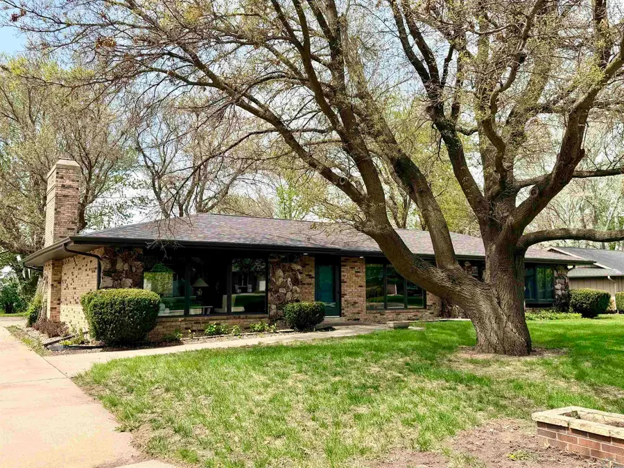 23 St Andrews Dr, Storm Lake, IA 50588 - #3