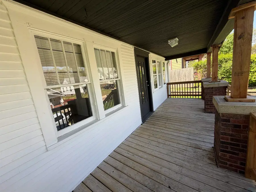 1318 28TH ST, Sioux City, IA 51104 - #2