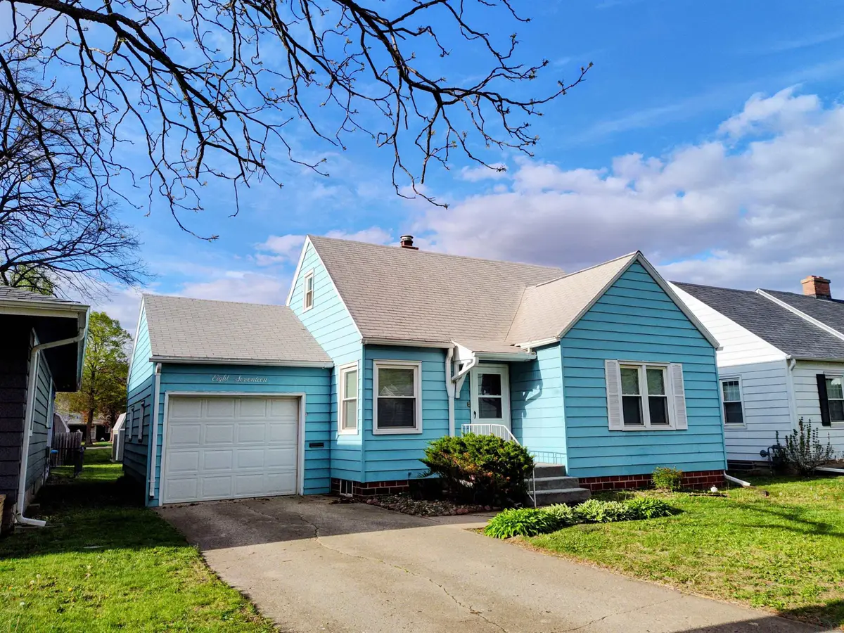 817 E 4th St, Spencer, IA 51301 - #1