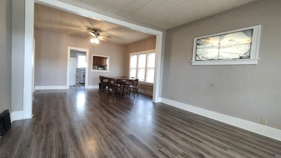 3415 Transit Ave., Sioux City, IA 51106 - #3