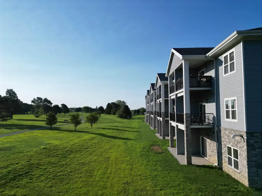 201 Sunrise Park Road #203, Storm Lake, IA 50588 - #2