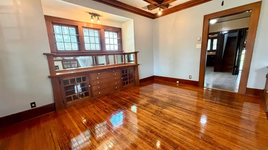 819 W 5TH ST, Storm Lake, IA 50588 - #3