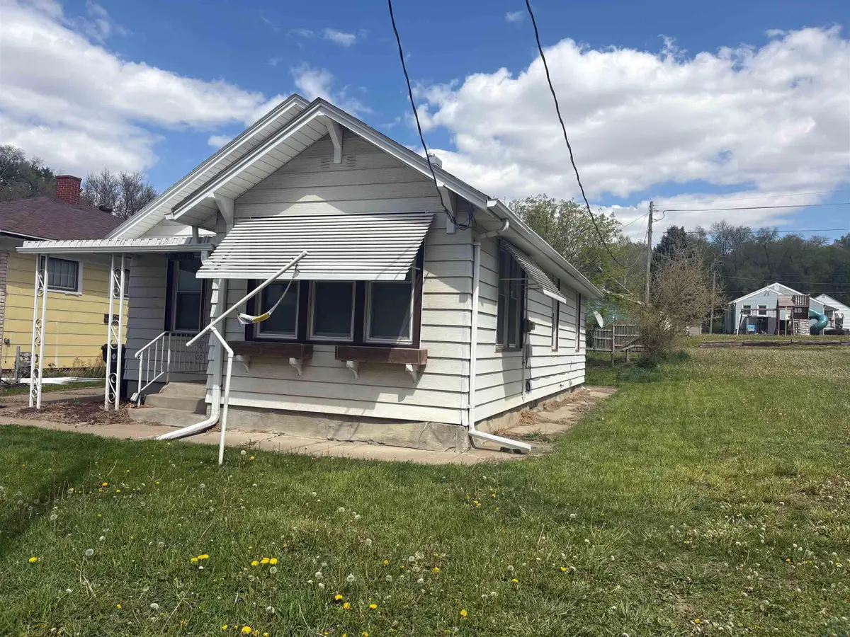 1526 Rock St, Sioux City, IA 51105 - #1