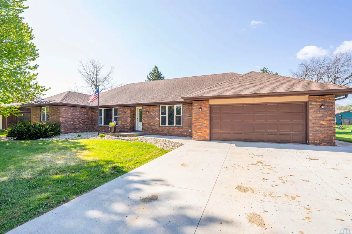 1320 Kahler Ct., Sheldon, IA 51201 - #1