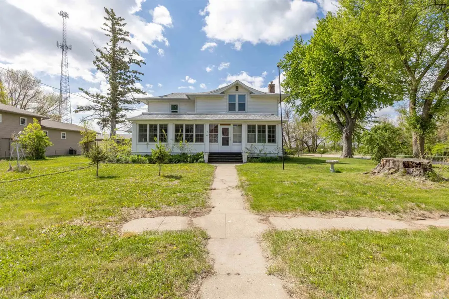 407 Walnut Street, Salix, IA 51052 - #2