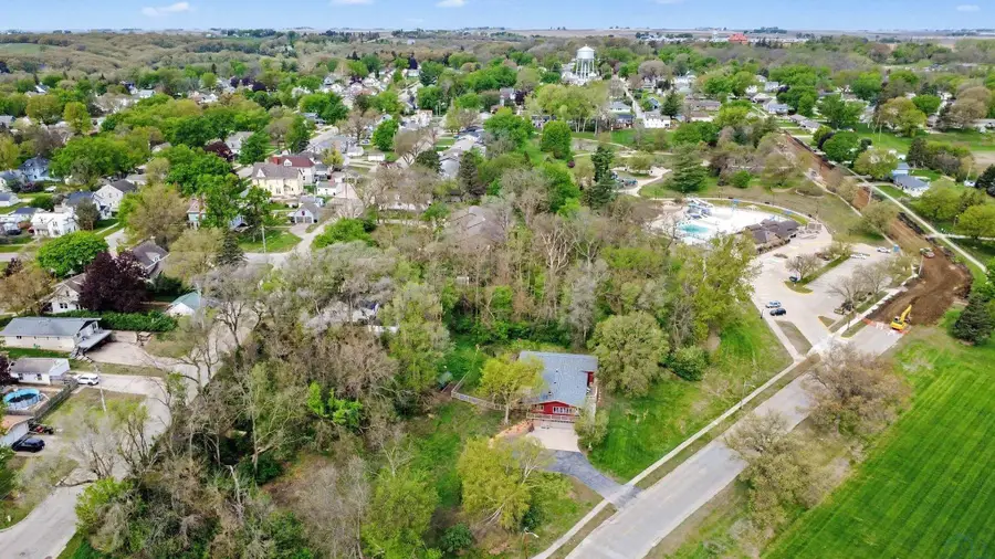 607 W BLUFF ST, Cherokee, IA 51012 - #3