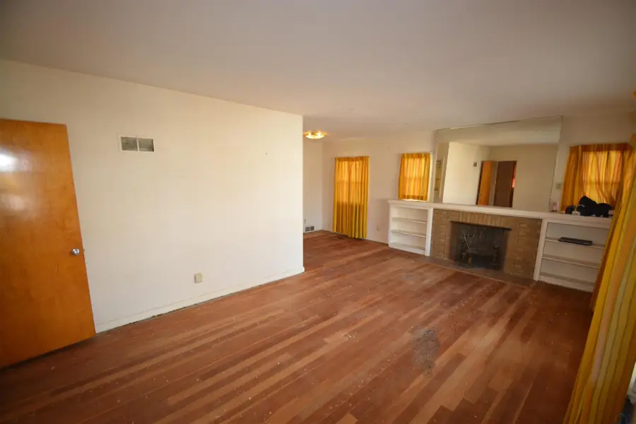 3231 Virginia St, Sioux City, IA 51104 - #2