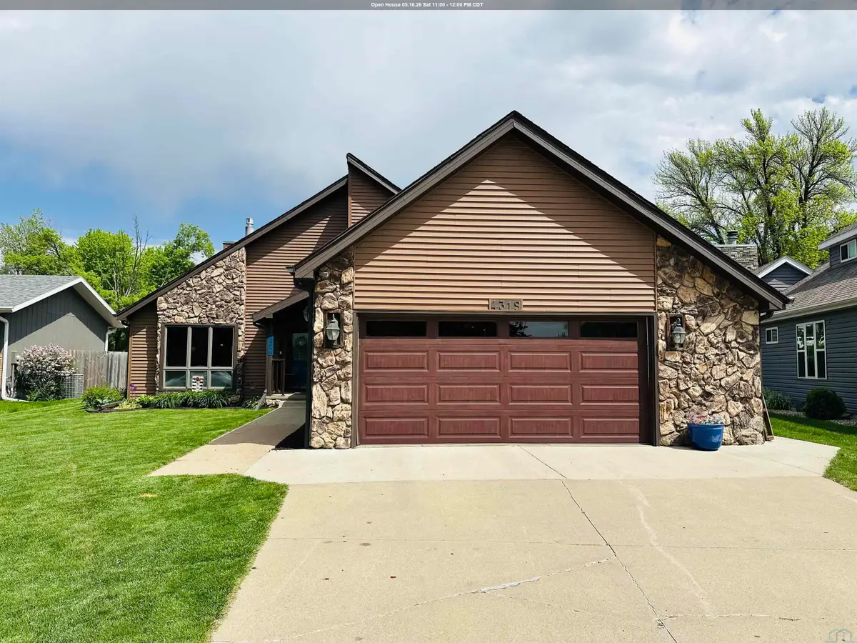 4319 Lincoln Way, Sioux City, IA 51106 - #1