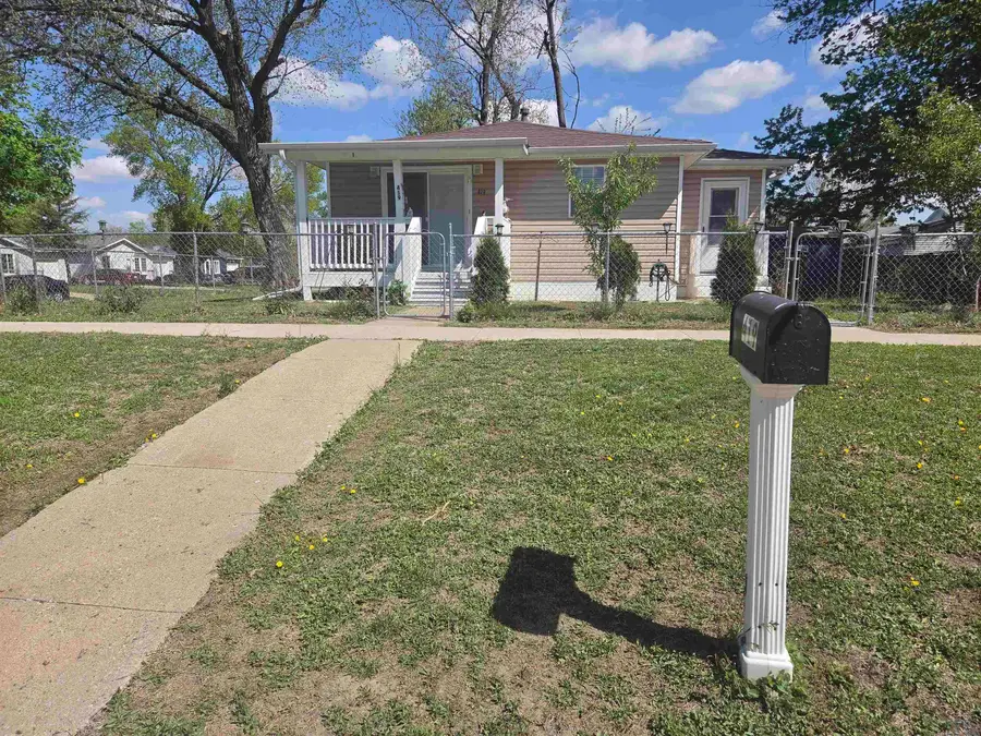 419 W 7TH ST., South Sioux City, NE 68776 - #3