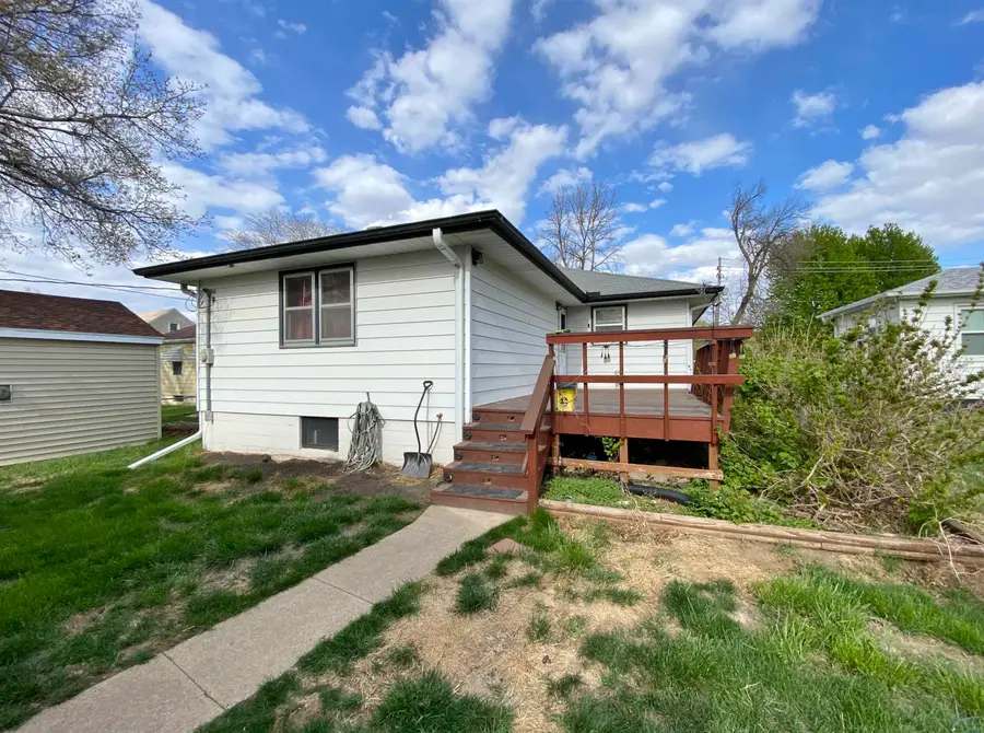 433 2nd Ave NE, Le Mars, IA 51031 - #3
