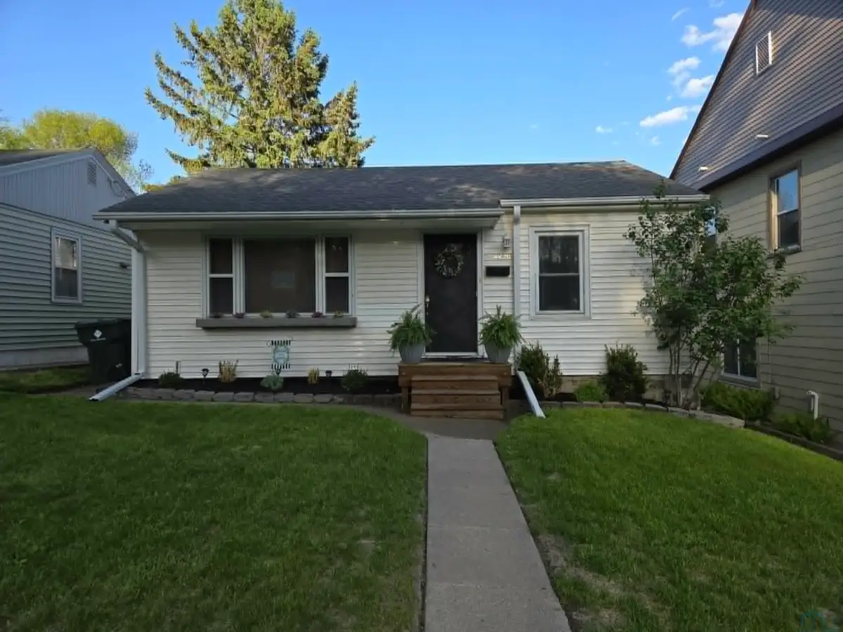 4420 Van Buren, Sioux City, IA 51108 - #1