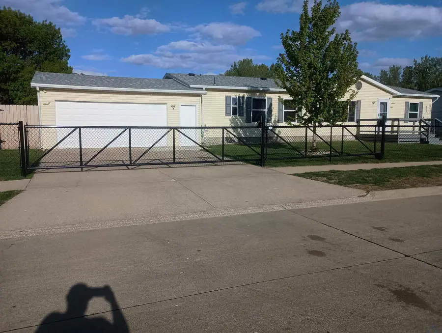 1920 Cavalier Way, Sioux City, IA 51109 - #2