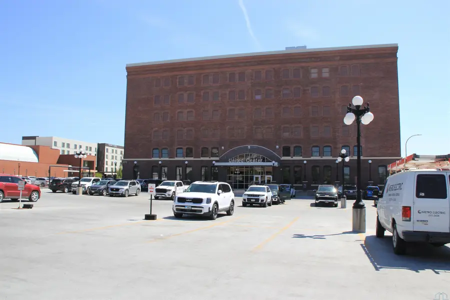 302 Jones #403, Sioux City, IA 51101 - #3