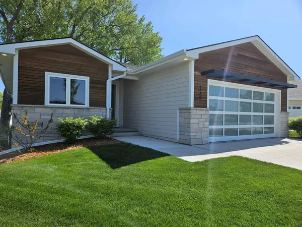 179 N Canterbury Circle, No. Sioux City, SD 57049