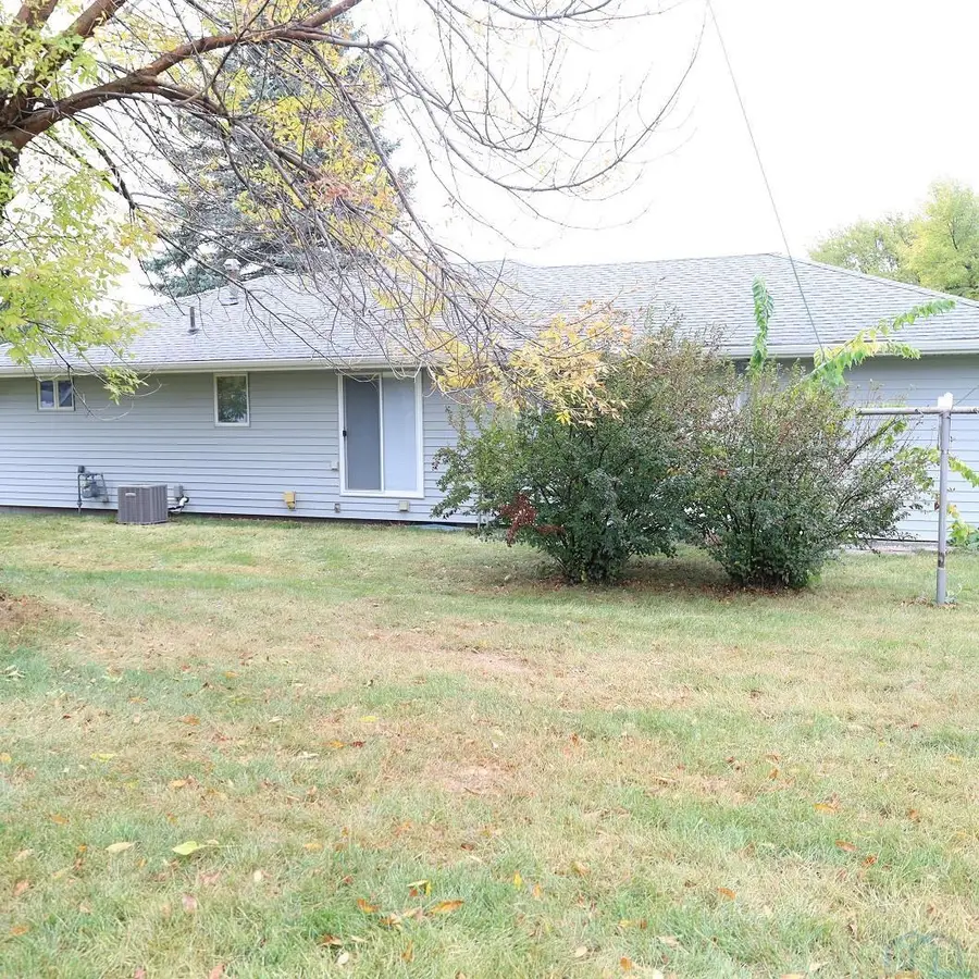 1011 S Marshall, Rock Rapids, IA 51246 - #2