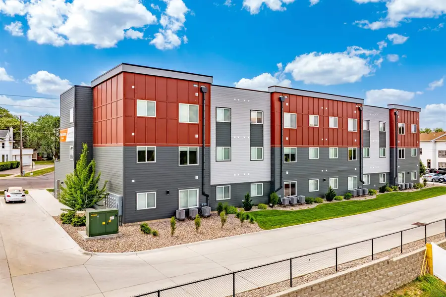 1720 Morningside Ave, Sioux City, IA 51106 - #2