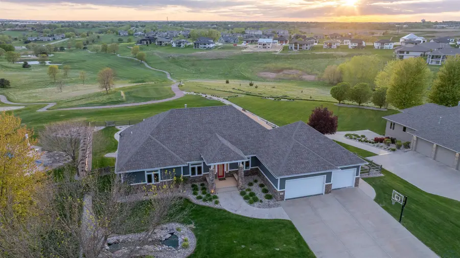 2629 Glen Ellen Road, Sioux City, IA 51106 - #2