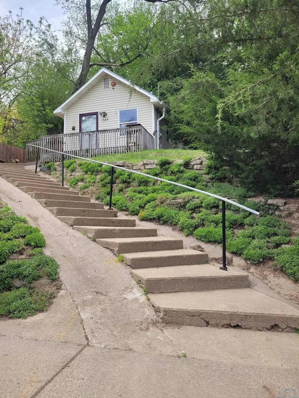 1529 Carlin Avenue, Sioux City, IA 51105 - #1