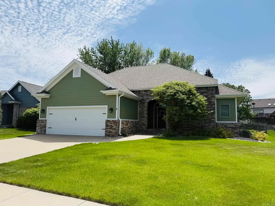 114 Levee Trail, Dakota Dunes, SD 57049 - #2